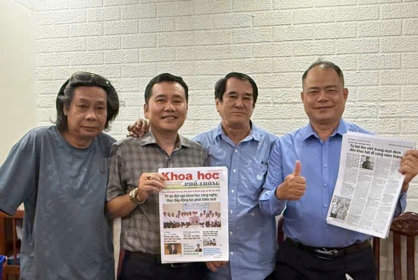 ho-thi-ca-5.jpg