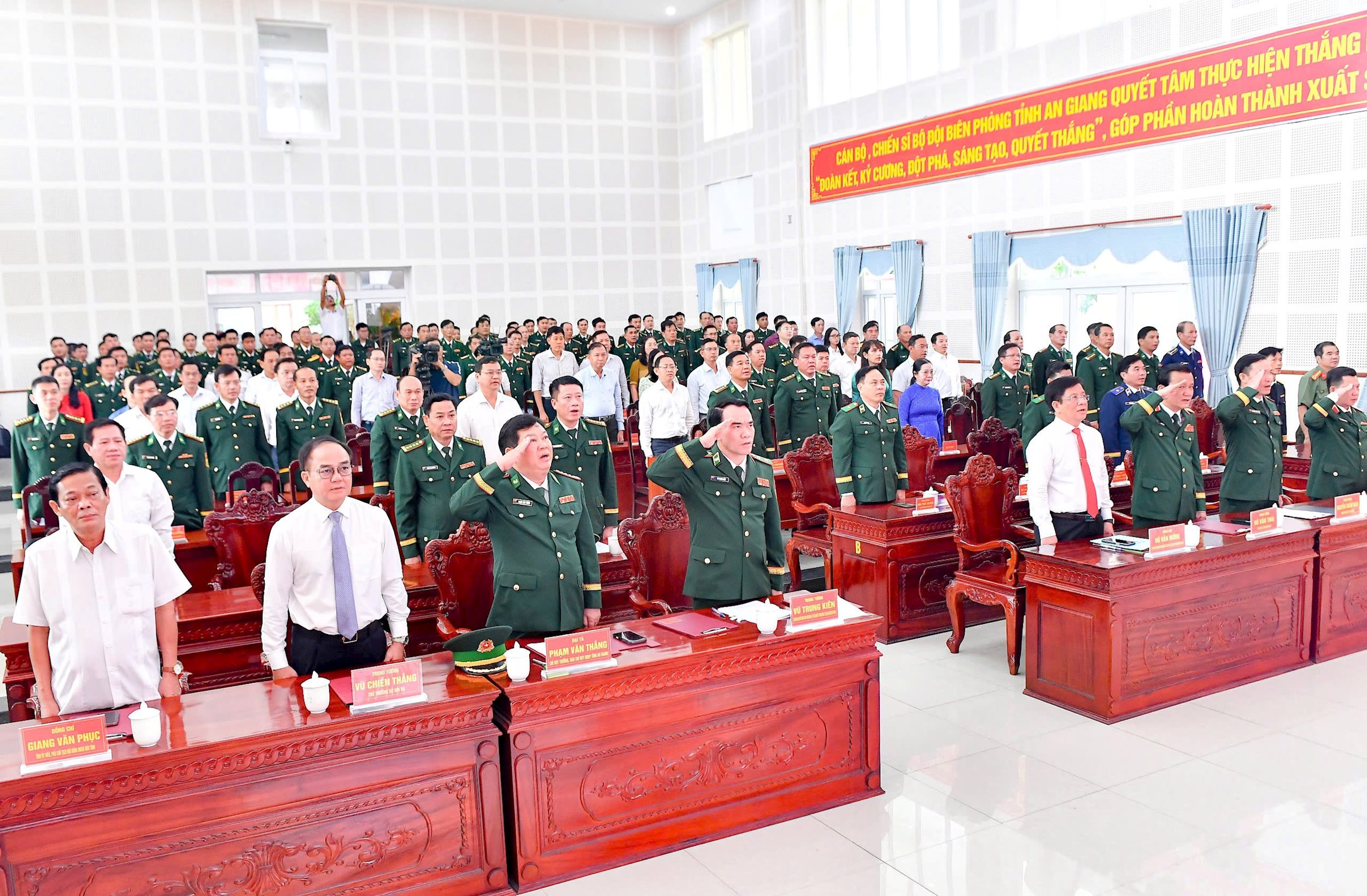 anh-.jpg