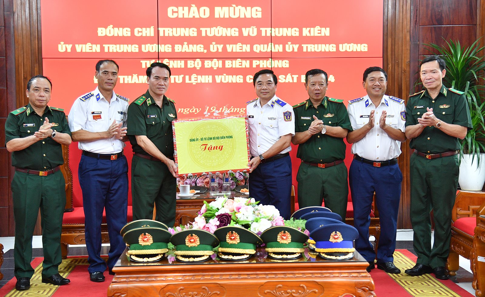 anh-4(2).jpg