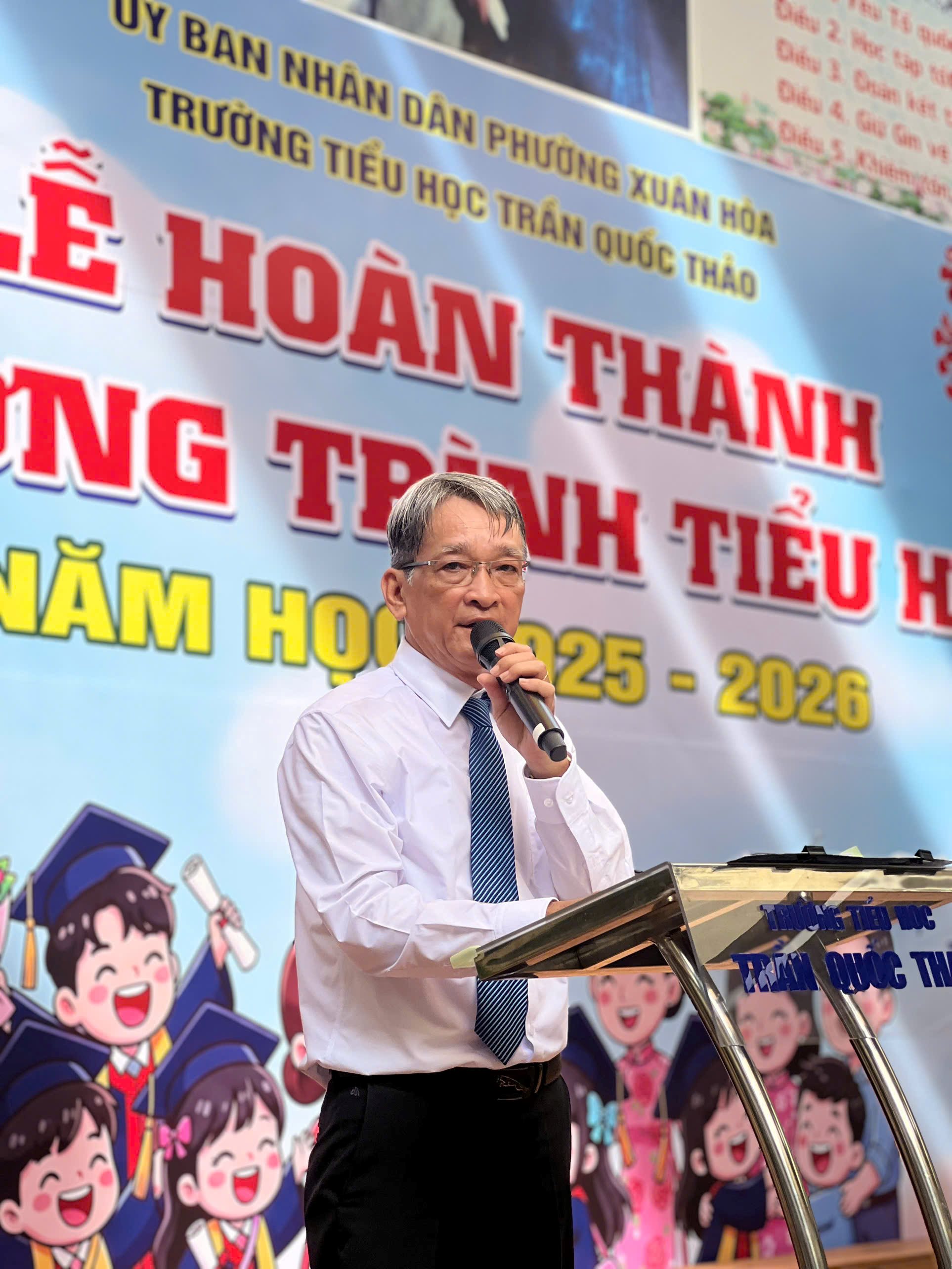 hieu-truong.jpg