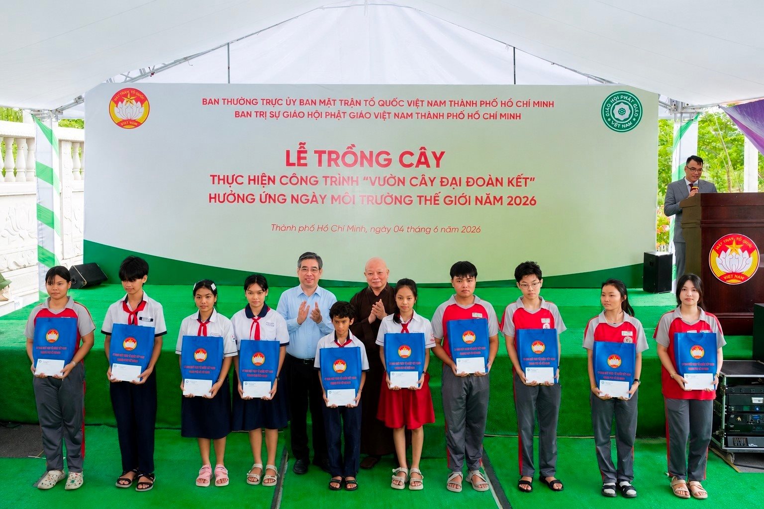hoc-sinh.jpg
