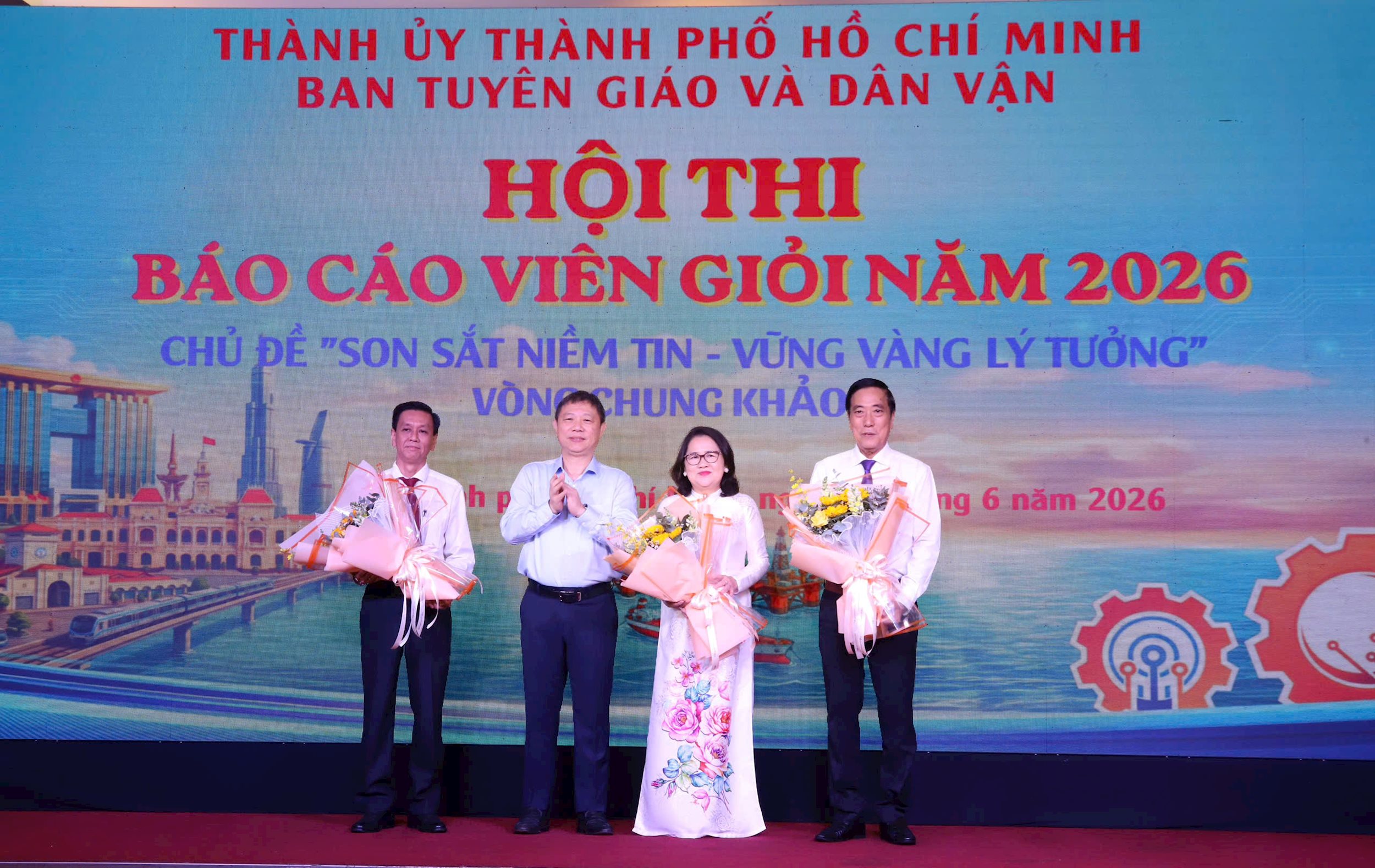 tang-hoa-.jpg