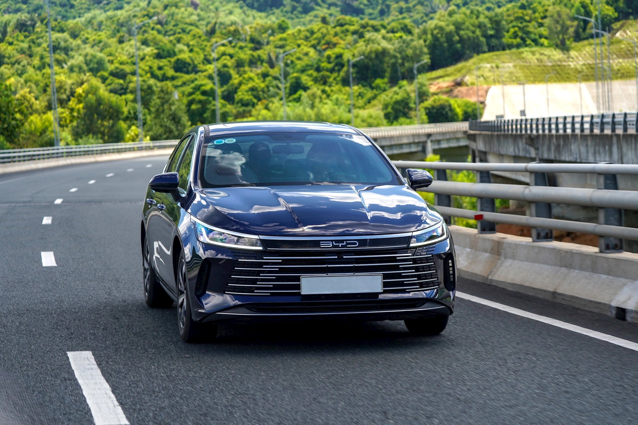 byd-x-xang-e10_3.jpg
