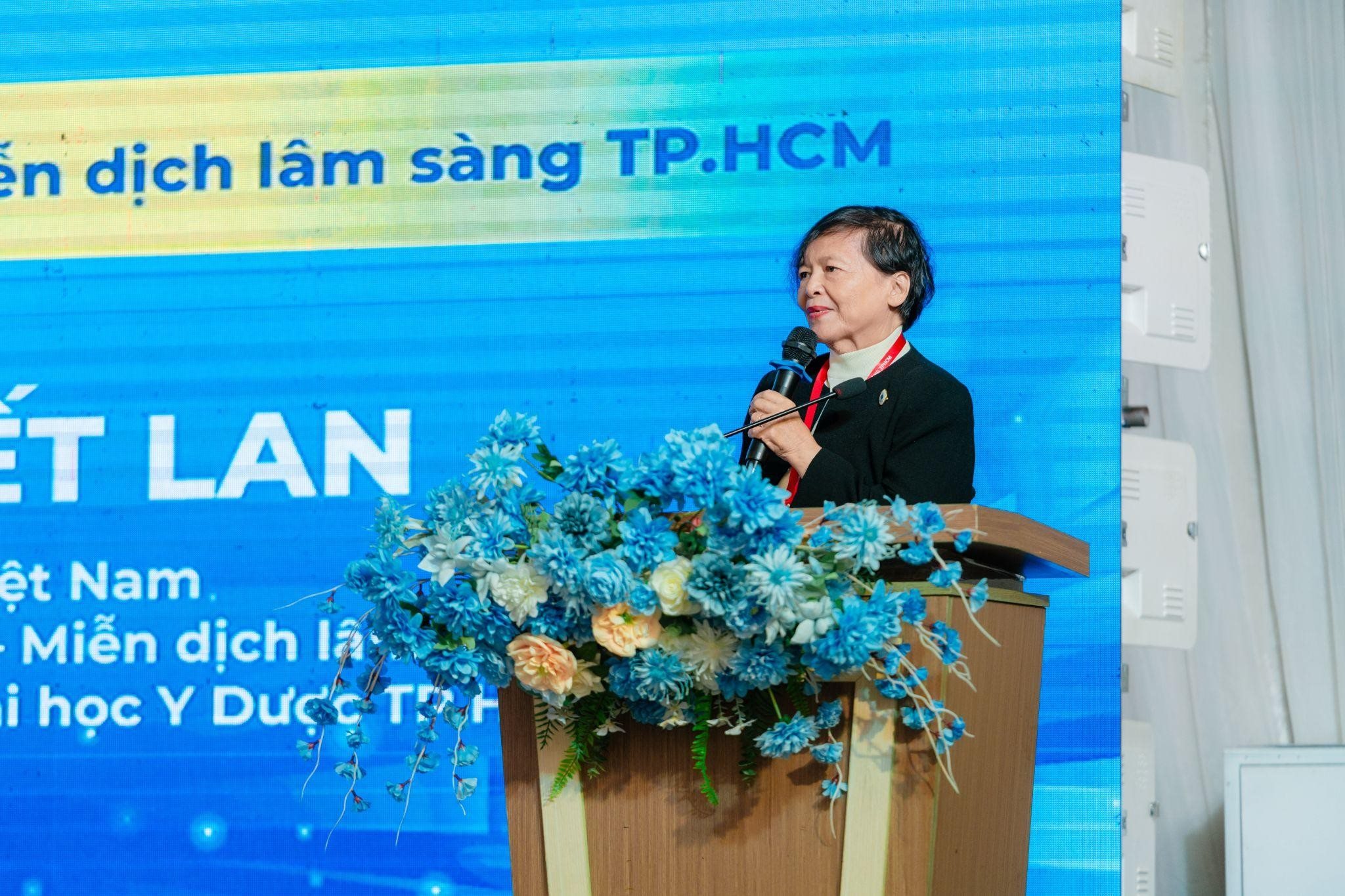 long-chau-ho-hap-1.jpg