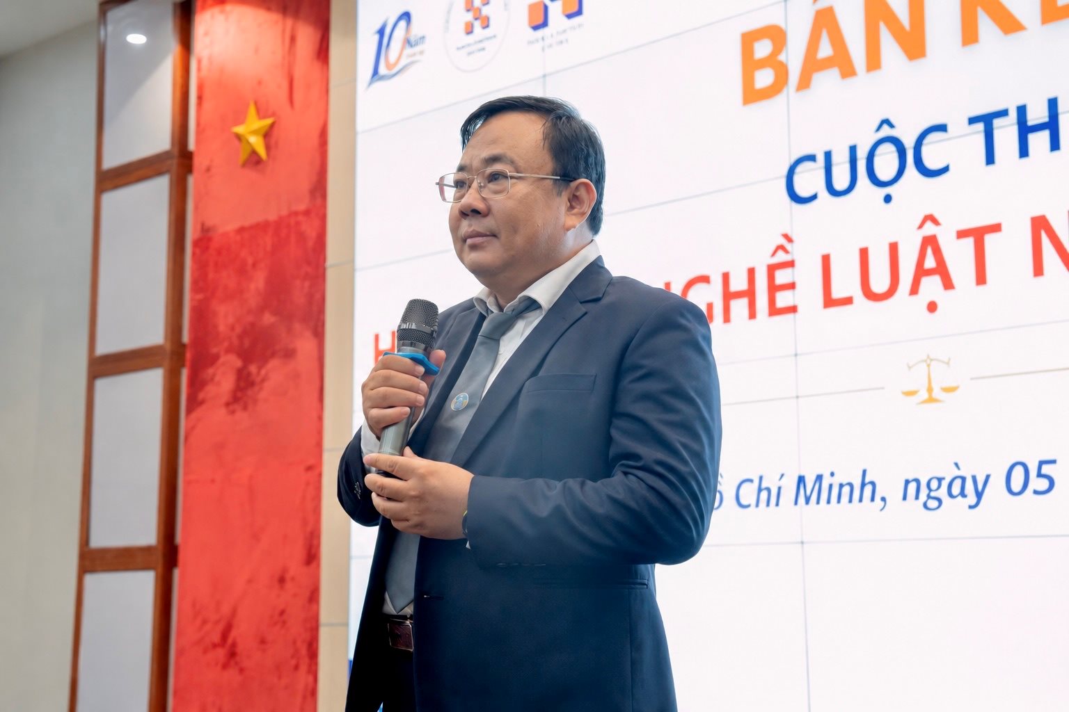 1.luat-su-nguyen-tri-thang.jpg
