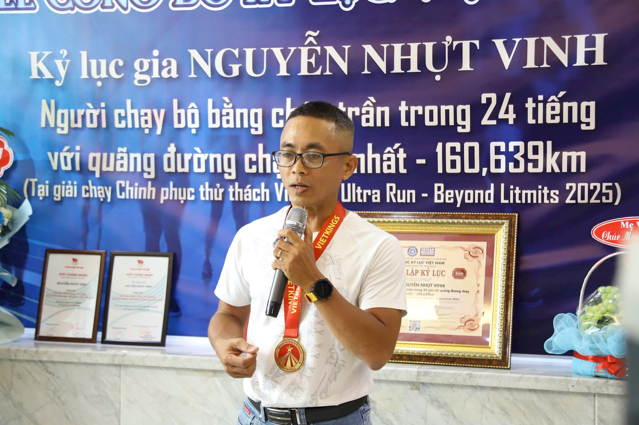 ong-nguyen-nhut-vinh.jpg