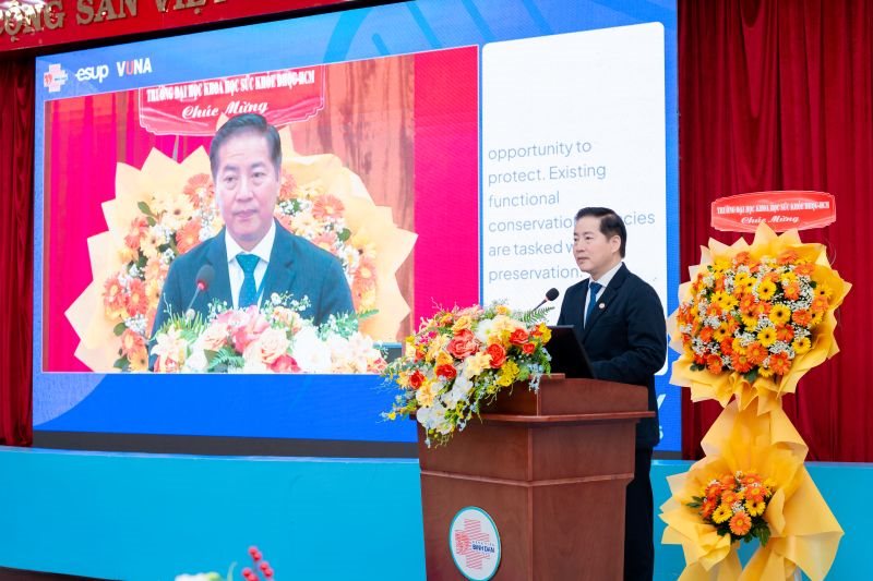 pgs-ts-bs-tran-vinh-hung-phat-bieu-khai-mac-hoi-thao.jpg