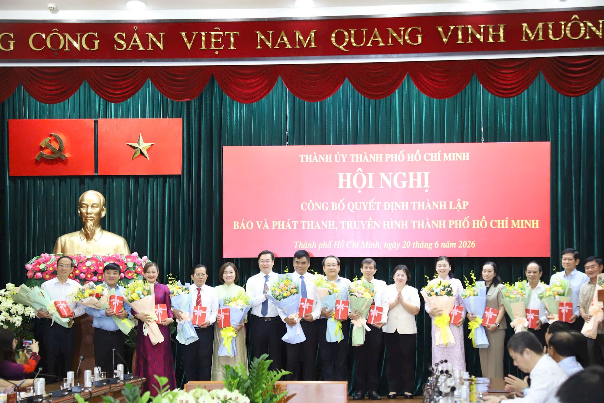 trai-an-cac-co-quan-bao-chi.jpg
