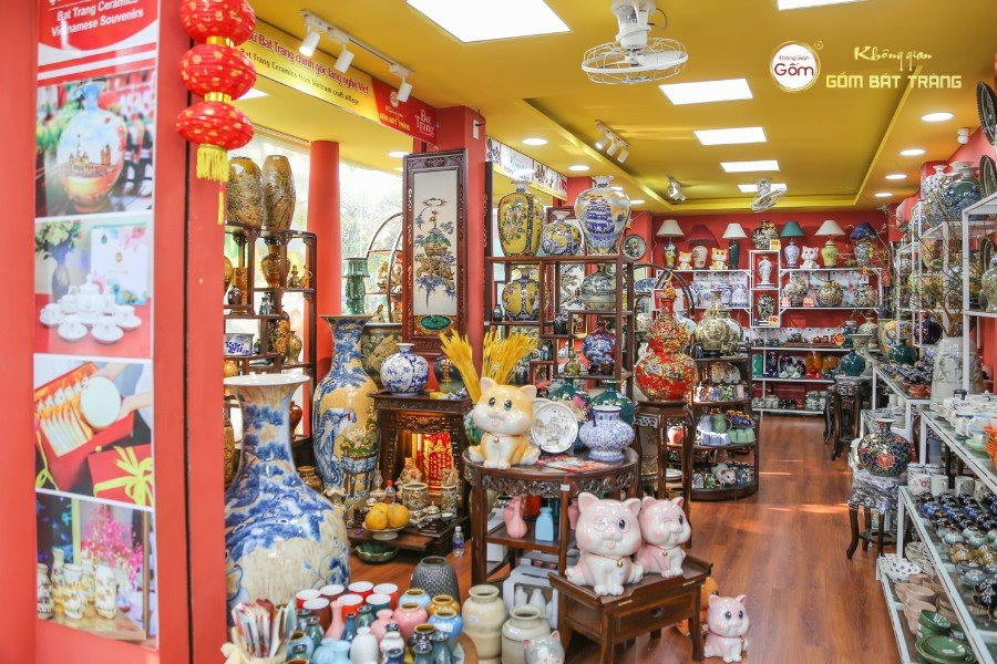 khong-gian-noi-that-showroom.jpg