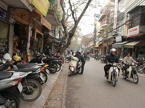 Giữ xe ở Hà Nội: Chưa ổn