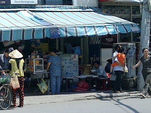 “Vé an toàn” nằm viện