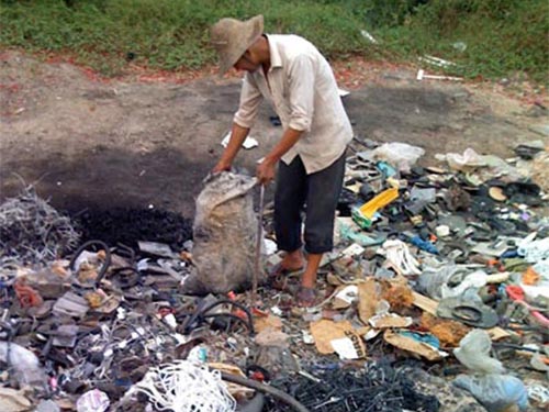 Rác điện tử: Phó mặc… ve chai!
