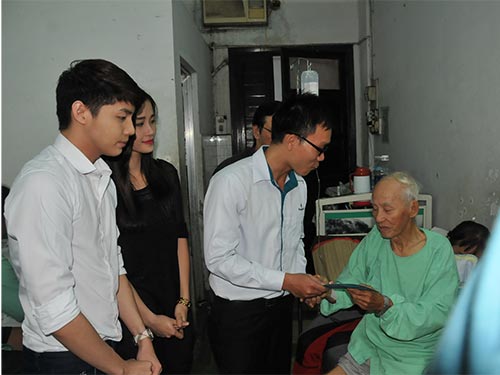 Mai Vàng kết nối giúp nhà thơ - soạn giả Kiên Giang