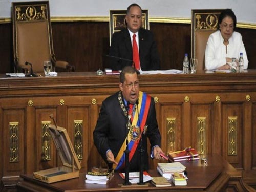 Tổng thống Venezuela phát biểu suốt... 9 giờ