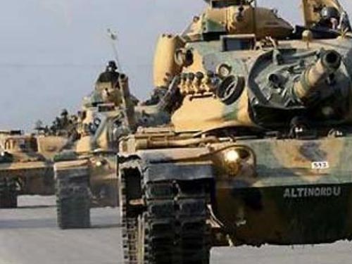 Thổ Nhĩ Kỳ điều xe tăng ra biên giới Syria