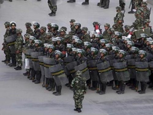 Trung Quốc thắt chặt an ninh ở Tân Cương