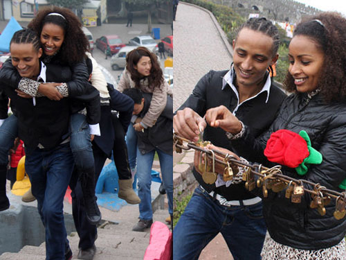Valentine 2013: Bó hồng 2,8 triệu đồng!