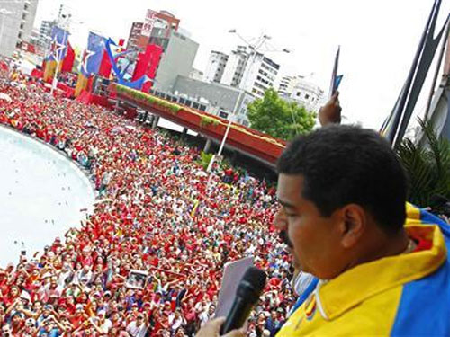 Venezuela điều tra nghi án đầu độc ông Chavez