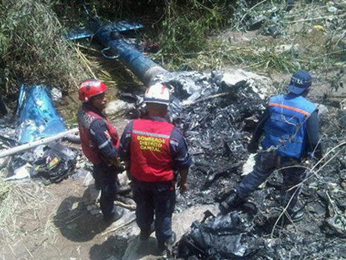Đuổi tội phạm, trực thăng cảnh sát cháy rụi