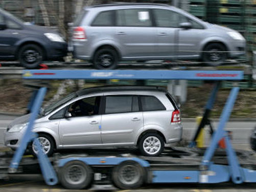 Đức: Bắt kẻ thực hiện hơn 700 vụ xả súng trên xa lộ