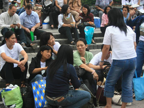 Philippines điều tra quan chức dùng vé máy bay gạ tình