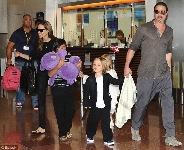 Đại gia đình Brangelina