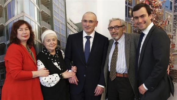Khodorkovsky lại thách thức ông Putin