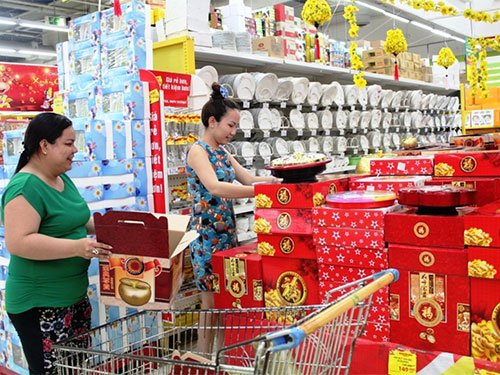 Hàng Tết giảm giá