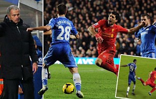 HLV Mourinho chọc quê Suarez ăn vạ bất thành