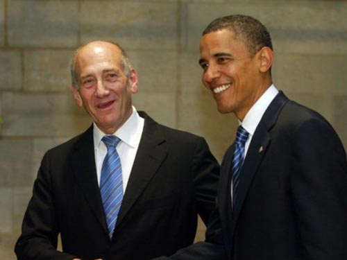 Tổng thống Mỹ Barack Obama (phải) v&agrave; Thủ tướng Israel Ehud Olmert tại cuộc gặp ở Jerusalem năm 2008.  Ảnh: Times of Israel