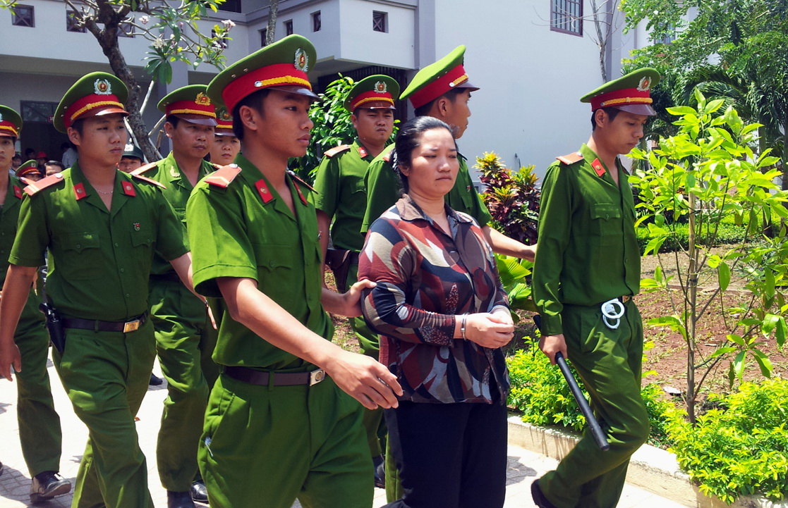 B&agrave; Hường c&ograve;n l&agrave; nghi can trong một vụ &aacute;n kh&aacute;c