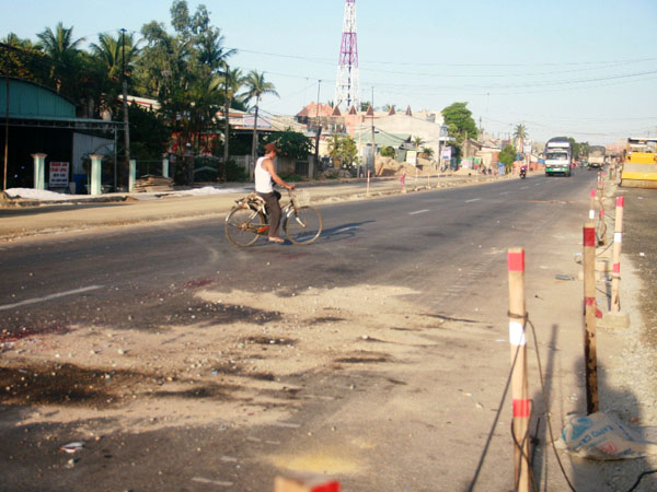 Anh em ruột tử nạn trên đường đi đám cưới trở về
