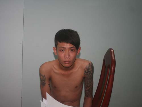 Đối tượng Đỗ Minh Hiếu tại C&ocirc;ng an phường T&acirc;n Lập.