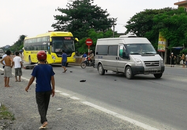 Người tham gia giao thông thờ ơ với người bị tai nạn