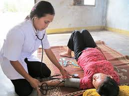 Đánh vợ bầm dập vì đi khám thai không xin phép
