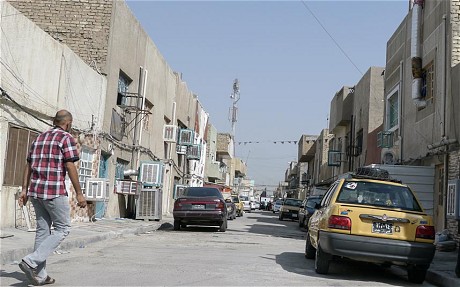 Khu phố nghèo Tobchi, nơi Baghdadi sinh sống lúc còn học đại học ở Baghdad. Ảnh: Telegraph