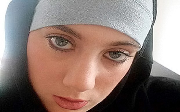 &ldquo;G&oacute;a phụ trắng&rdquo; Samantha Lewthwaite. Ảnh: Telegraph