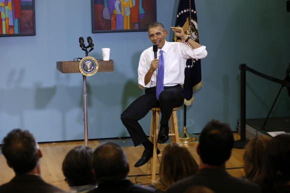 Ông Obama phát biểu vấn đề nhập cư khi đến thăm bang Tennessee ngày 9-12. Ảnh: Reuters