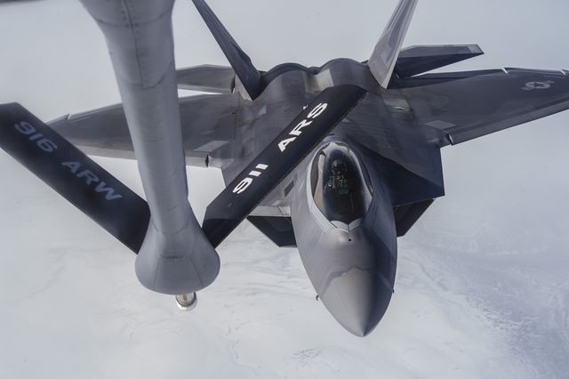 Một m&aacute;y bay F-22 Raptor của Kh&ocirc;ng qu&acirc;n Mỹ. Ảnh: U.S. Air Force