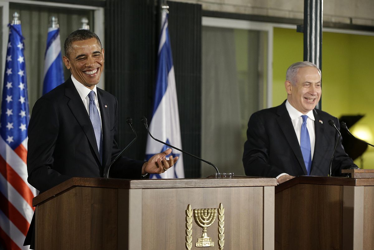 Mỹ ép Israel ngừng ám sát nhà khoa học Iran