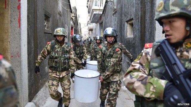 Trung Quốc: Trực thăng đột kích làng ma túy