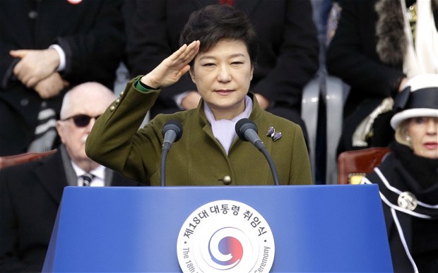 Triều Ti&ecirc;n chỉ tr&iacute;ch nữ Tổng thống H&agrave;n Quốc Park Geun-Hye chỉ biết 