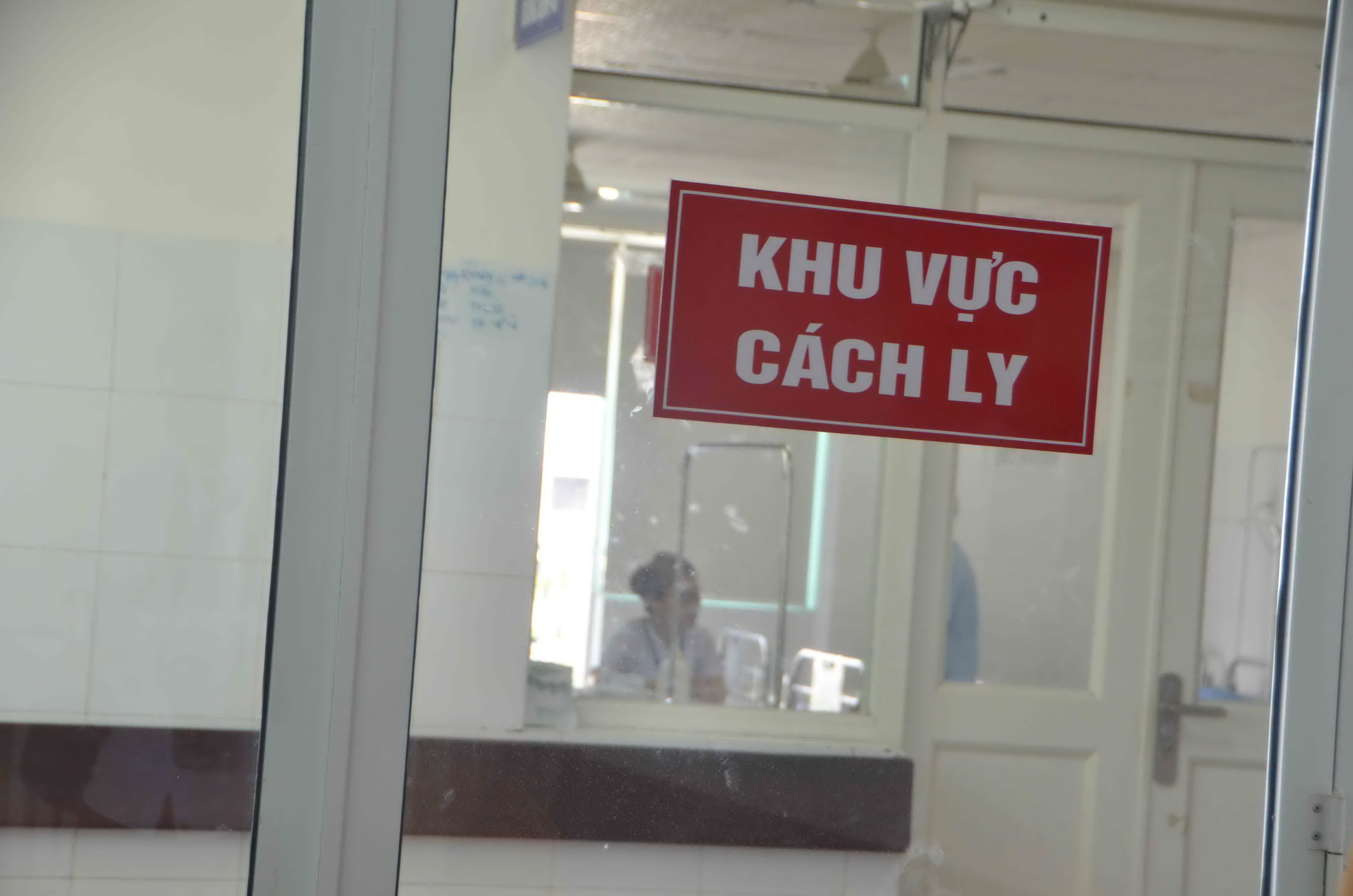 Khu c&aacute;ch ly tại khoa Y học nhiệt đới Bệnh viện Đ&agrave; Nẵng, nơi điều trị cho bệnh nh&acirc;n C.