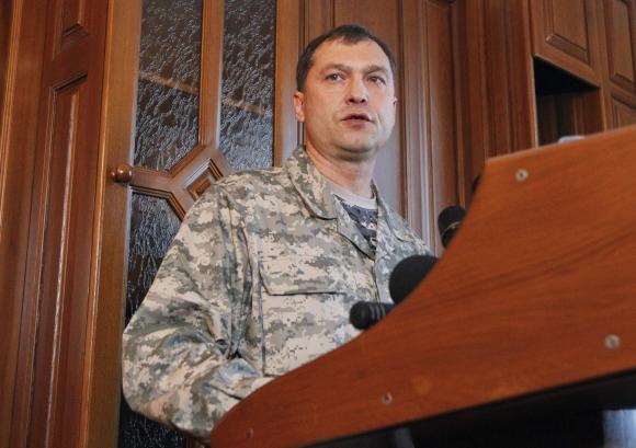 Thống đốc tự phong thành phố Luhansk Valery Bolotov. Ảnh: Reuters