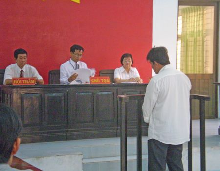 Lê Quốc Việt tại phiên tòa ngày 8-4