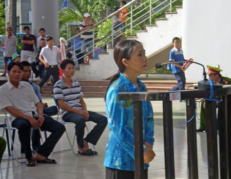 Trộm cắp để... cưới vợ cho con
