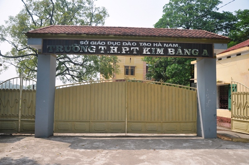 Ng&ocirc;i trường nơi xảy ra vụ việc đ&aacute;ng tiếc