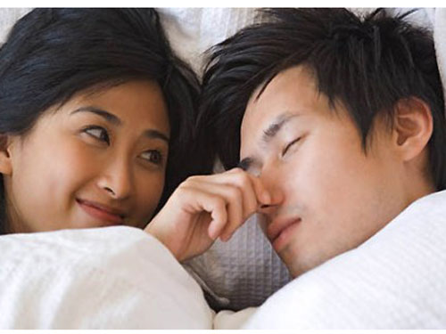 Mắc mớ gì phải yêu đến quên mình?