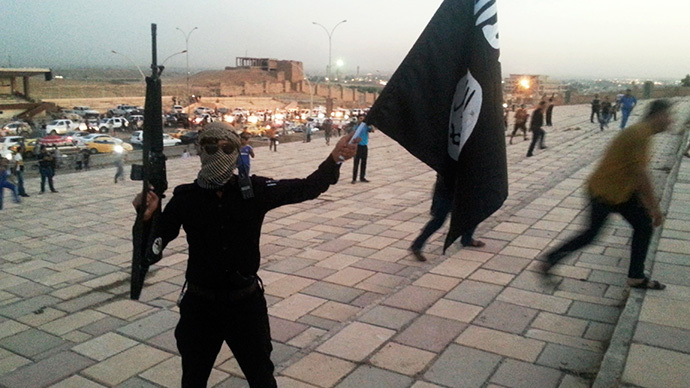 ISIL tuyên bố lập nước, đóng đinh 8 chiến binh Syria