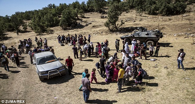 Hãng nội y Anh xin lỗi vì sản phẩm mang tên ISIS